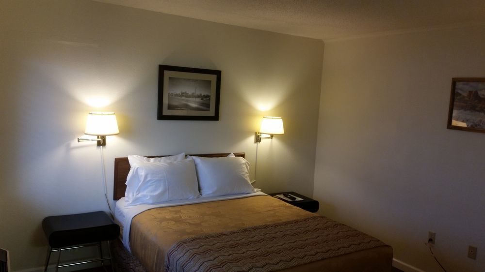 Roadrunner Lodge Motel ทูคัมคารี ภายนอก รูปภาพ